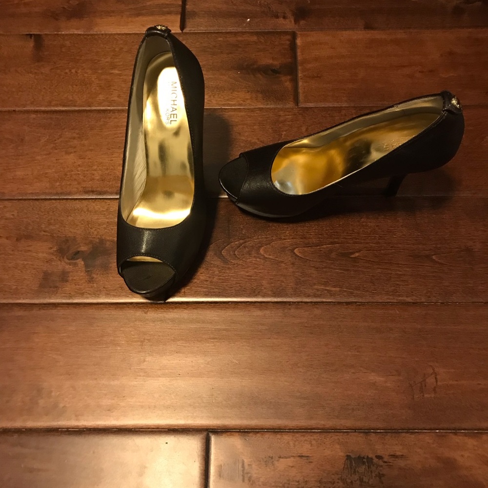 Michael kors heels